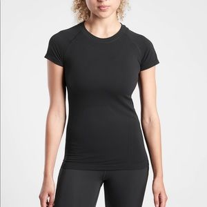 *NWOT*Athleta🔥Momentum Tee🔥